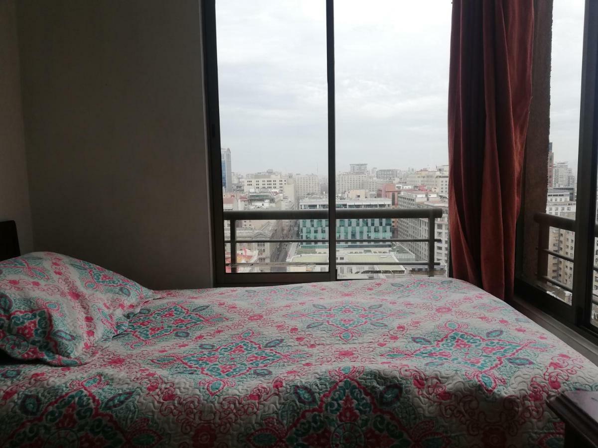 Una Habitacion Privada Con Bano Privado En Centro Historico Santiago du Chili Extérieur photo